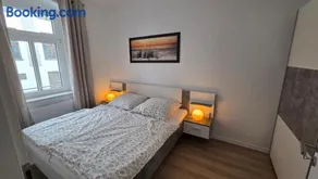 Gemütliche 2-Raum Wohnung in zentraler Lage - Image 2