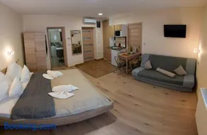 Holiday Apartmanház Gyula - Image 2