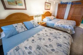 Penthouse! Ocean Front, Close to Barefoot Landing! - Image 2
