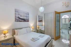Cosy 2BR Maisonette with Balcony & AC in Pietà - Image 3