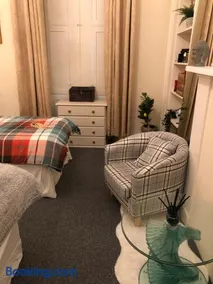 Large Grange Apartment - Image 5