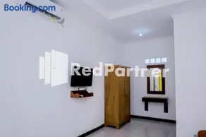 Villa Ikhbar Ciletuh RedPartner - Image 2