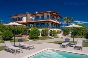 Windmill Villa - Image 2