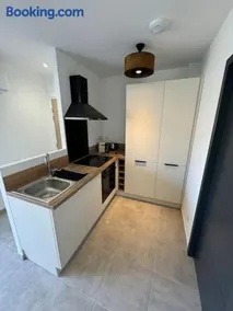 Appartement neuf centre du village - Image 2