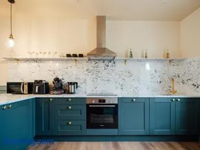 WhiskAwayHomes - Albert Park Road - Luxury Home - Image 3