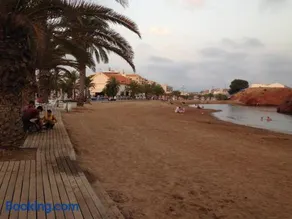 La Isla - Image 2