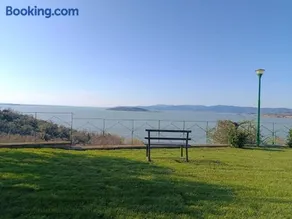 Villa Melissa with a pool in the tranquility of the hills with a view of Lake Trasimeno - Image 1