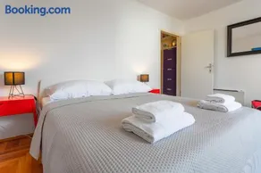 Central View Apartment - Image 3
