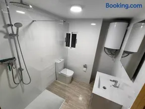 Sea view apartment - Image 3