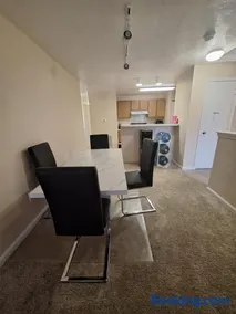 Home Away Hideout - Image 5