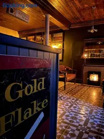 TW O Connell old world Irish pub - Image 3