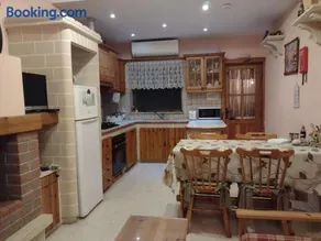 Terraced house with stunning view close to Mdina - Image 2