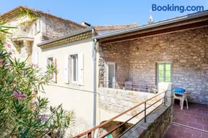 Le Petit Manoir piscine partagée - Image 1