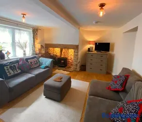 Cottage in the Heart of Frome - Image 4