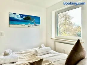 Snug Stays 5 - Design Apartment mit Sonnenbalkon, ruhig, zentral - Image 4