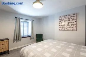 Broughty Ferry Cottage - 2 bedrooms - By the River - Image 4