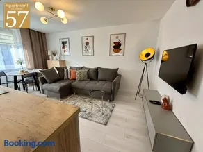 Piękny przytulny apartament - blisko akwenu wodnego - Image 1
