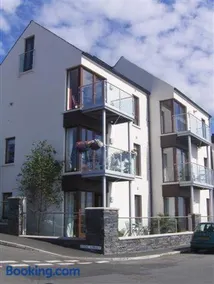 Apartment 2 The Waterfront - Image 4
