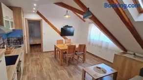 Attic Split apartment near city centre - Image 4