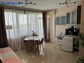 Lighthouse Golf Resort & Spa Apartments - Image 5