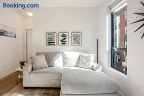 Modern & Spacious 2BR Apartment with Gym & Parking - Image 3