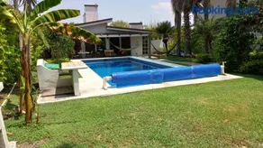 Cozy little house with a private pool - Image 3
