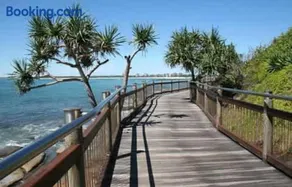 Location at its best in the Heart of Caloundra - Image 5