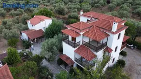 Marlitsis Apartments & Studios - Image 2