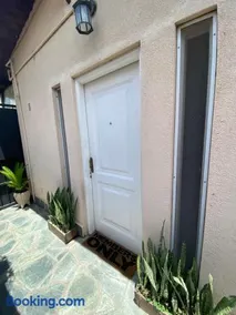 Casita en general Pacheco - Image 1