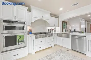 Sweet Home - Private Room in a Shared Home - Image 4