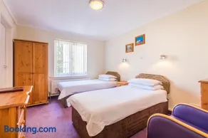 Marton Guest House - Image 5