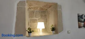 Bee studio - Image 2