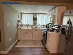 The Rose Cottage at The Carriage House - Image 3