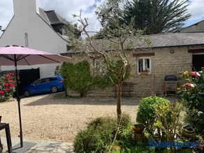 La Petite Cour - Image 2