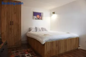 NeWave Apartment - Image 1