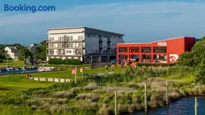 The Boiler - 3-Bedroom, 3-Bathroom Penthouse Suite at REAL Watersports - Image 1