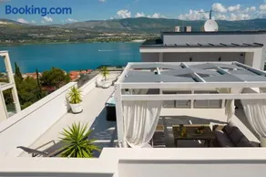 Luxury Villa Sun Stone heated pool & whirlpool - Image 2