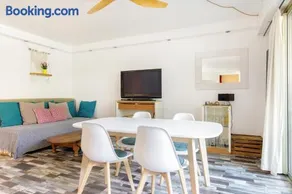 Grand Studio neuf face port et plage, parking privé - Image 3