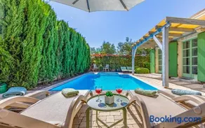 Maravillosa villa con piscina, barbacoa y terraza | Admite mascotas - Image 5