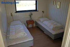 Nice Holiday Home 100 Meters From The Water - Image 2