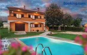 Three-Bedroom Holiday Home In Barban - Image 1