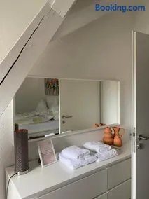 Stauffenberg Apartments - Image 2