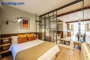 AmazINN Collection Madrid Chueca - Image 2