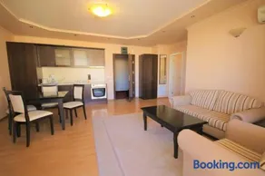 Alex Apartment Sofia - Image 2