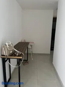 Apartamento de dois quartos em frente a sorveteria Cairu - Image 4