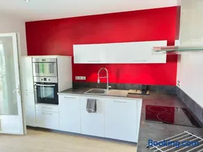 Appartement Logement entier avec piscine - Image 3