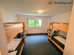 Freizeitheim Jugendhotel EC Oberschlauersbach gGmbh - Image 2