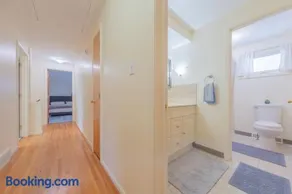 Amherst 4 bedroom house 25 mins to Niagara falls - Image 5