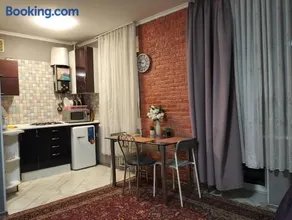 Apartment on 8 Marta - Image 3