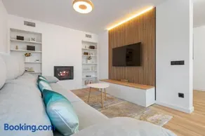 Hauzify I Casa Somella - Image 1